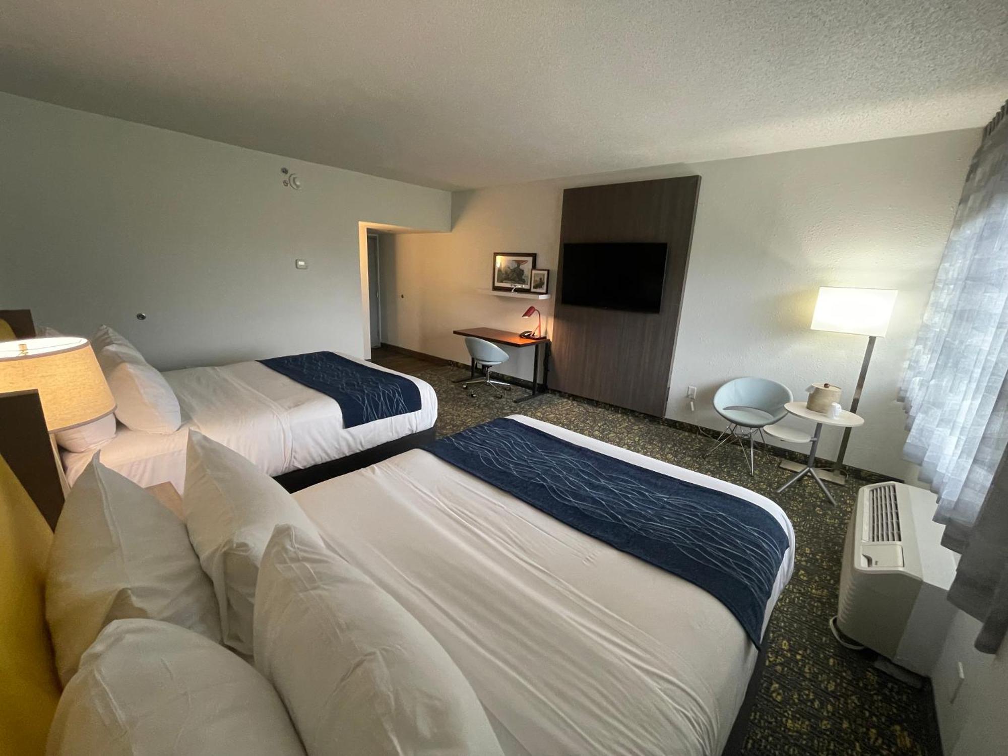 Saint Louis Airport Hotel Woodson Terrace Екстер'єр фото