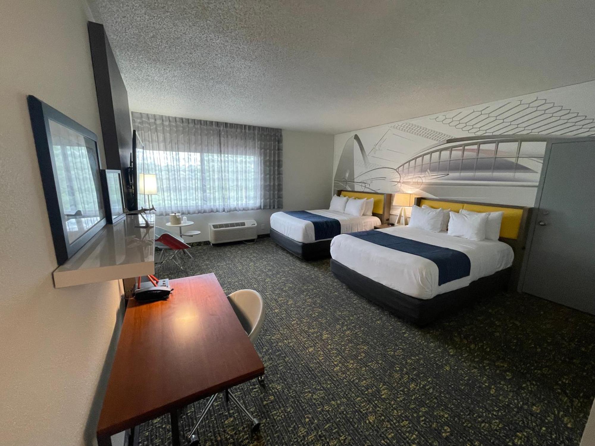 Saint Louis Airport Hotel Woodson Terrace Екстер'єр фото