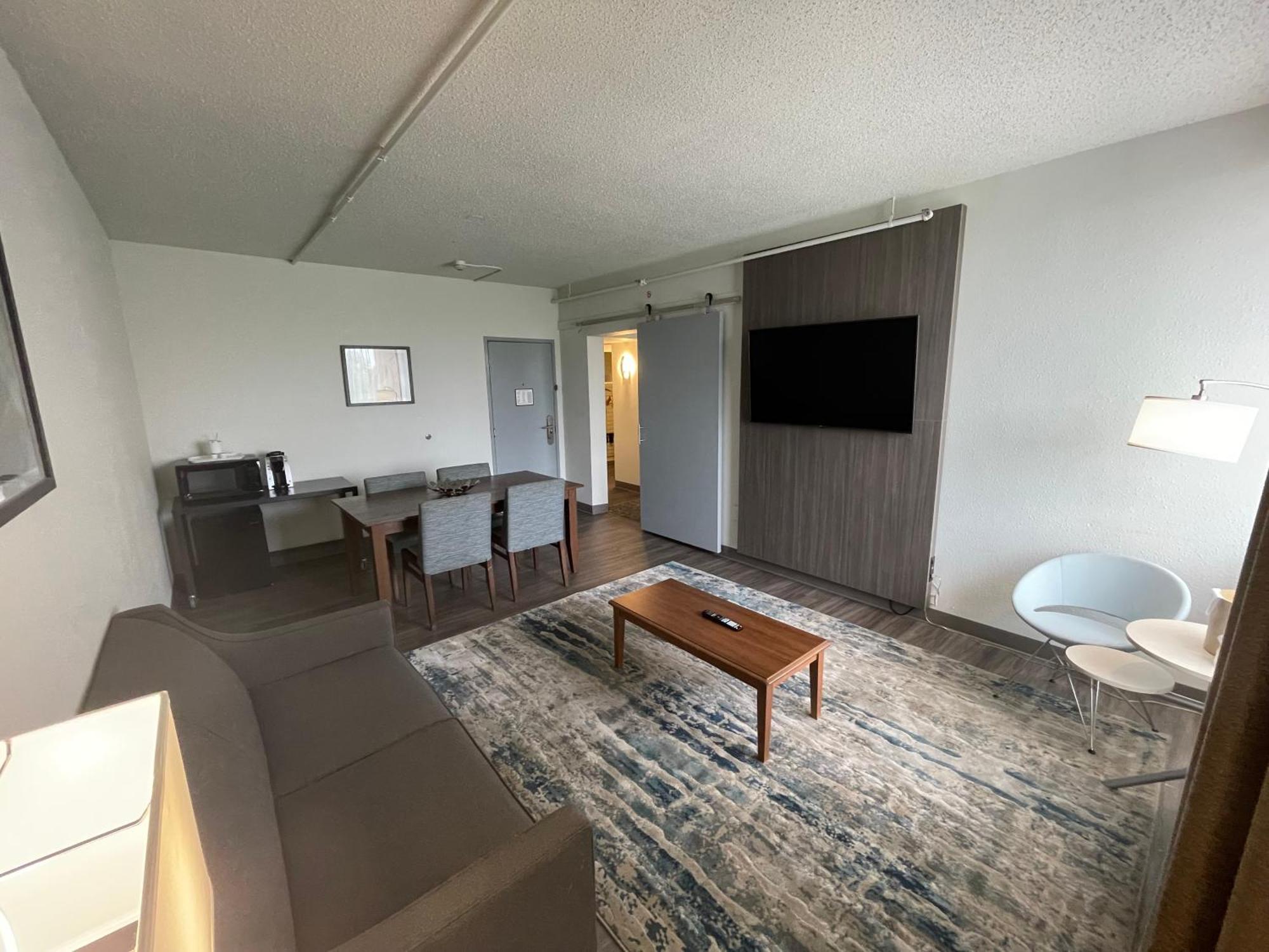 Saint Louis Airport Hotel Woodson Terrace Екстер'єр фото