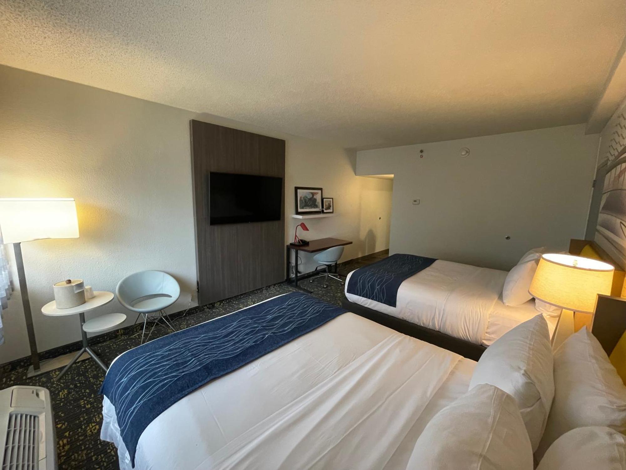 Saint Louis Airport Hotel Woodson Terrace Екстер'єр фото