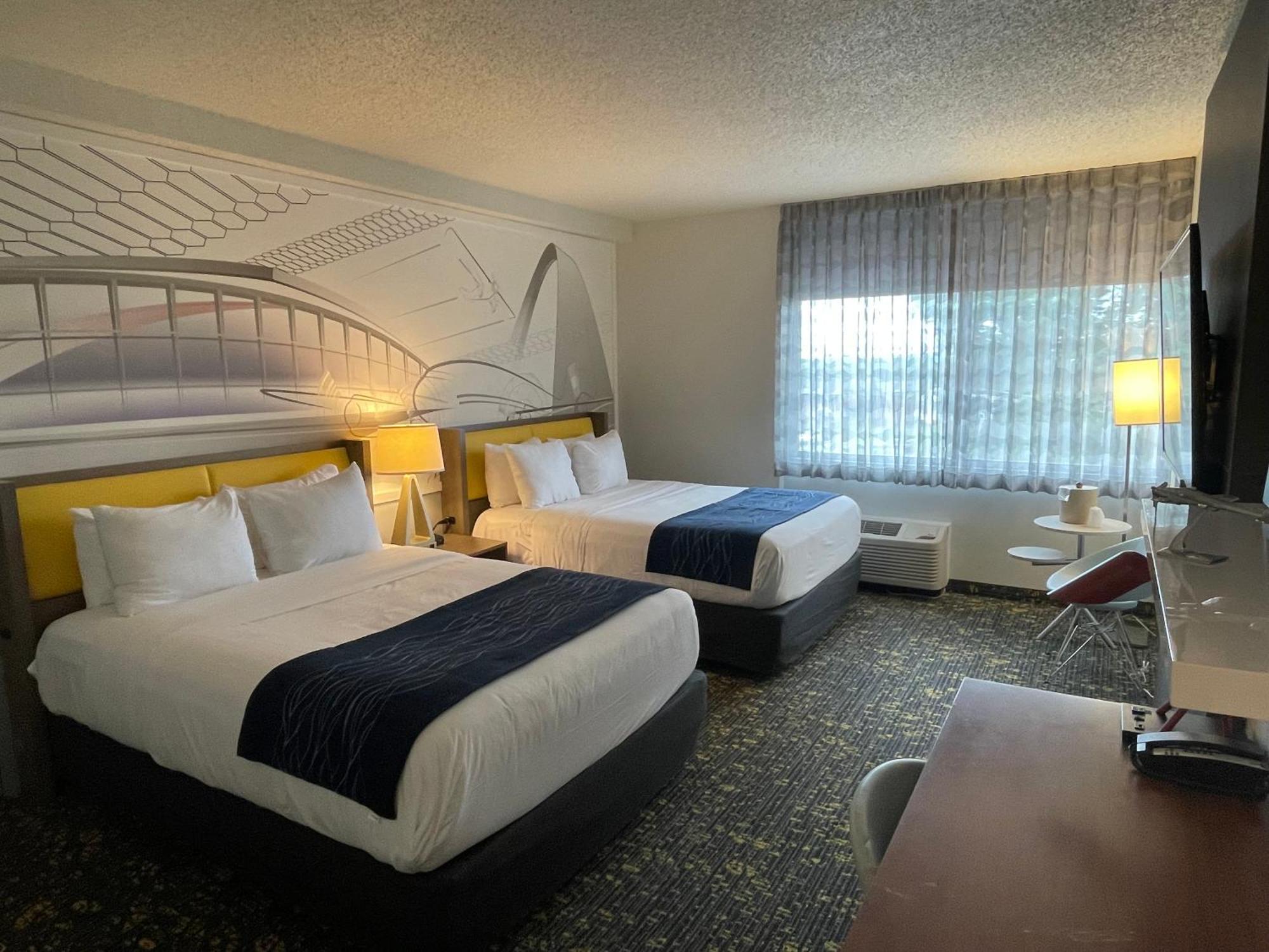 Saint Louis Airport Hotel Woodson Terrace Екстер'єр фото