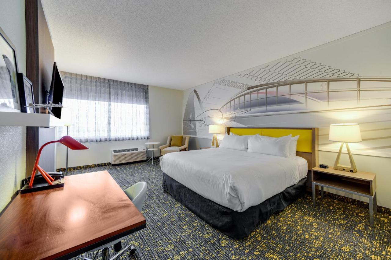 Saint Louis Airport Hotel Woodson Terrace Екстер'єр фото